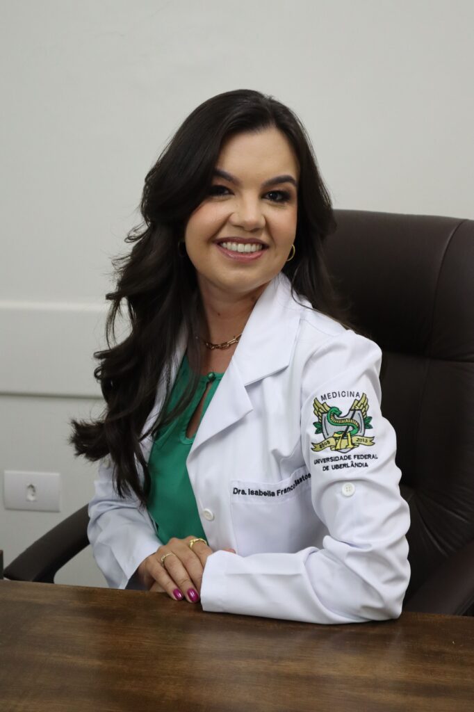 Dra. Isabella Franco Bastos, Médica Oftalmologista