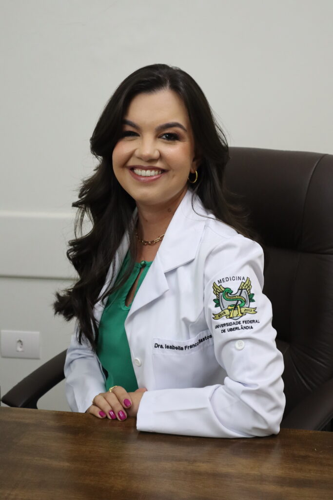 Dra Isabella Franco Bastos, médica oftalmologista